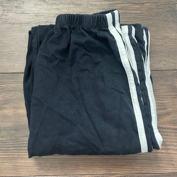 BRANDY MELVILLE JOHN GALT SWEATPANTS - Picture 3 of 3